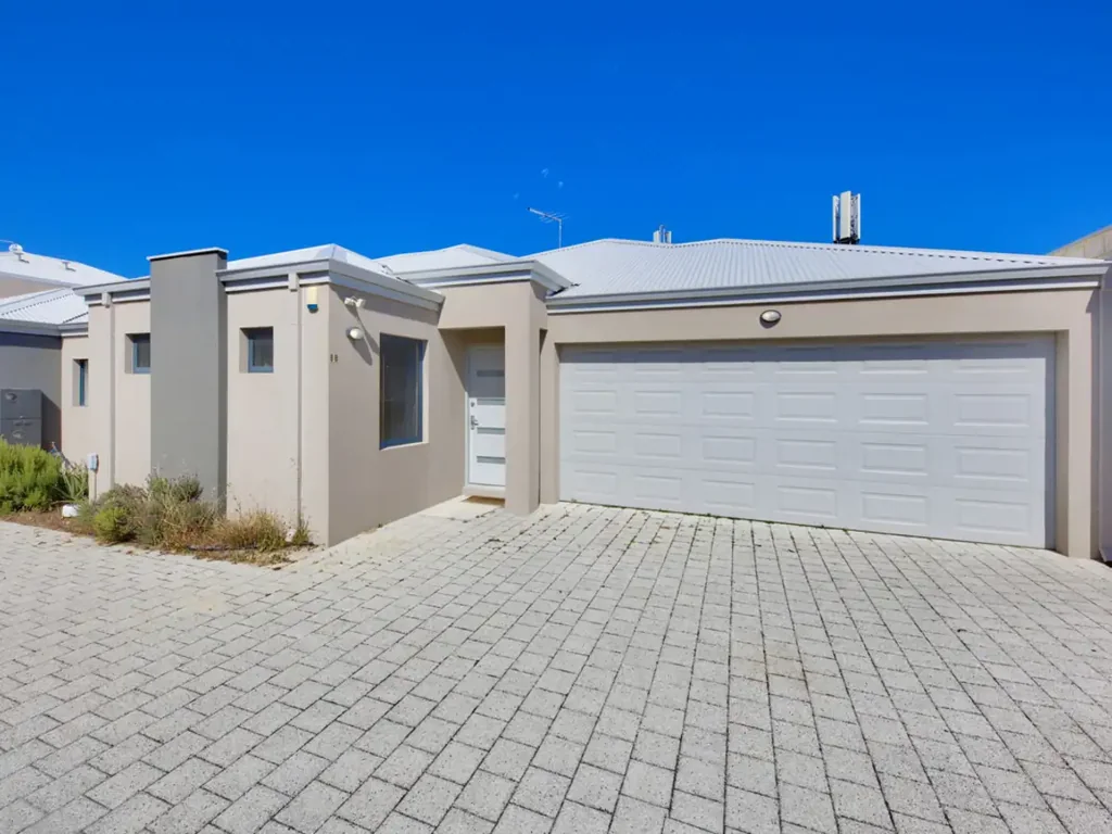 8B Myimbar Way, Nollamara, WA 6061