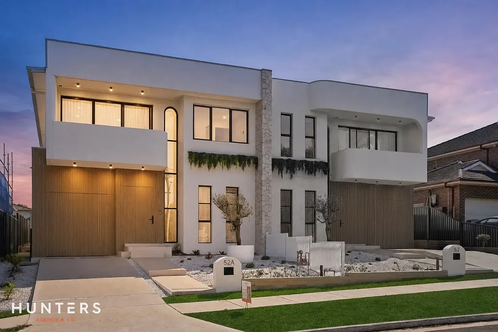 Wentworthville 7Zimmer Luxury Duplex Living with a Fully Self-Contained Studio