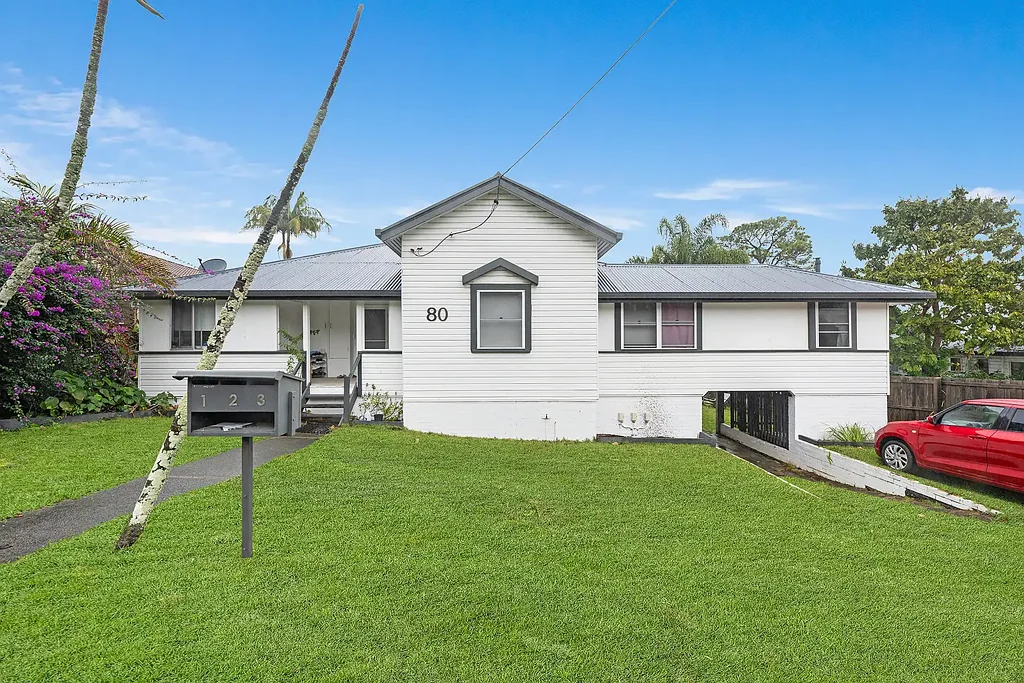 80-82 Eugaree Street, Southport, QLD 4215
