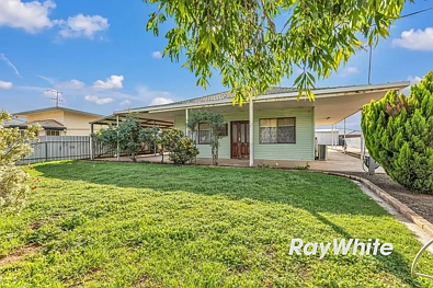 Lockington 3Zimmer Classic Country Charm on a Generous Allotment