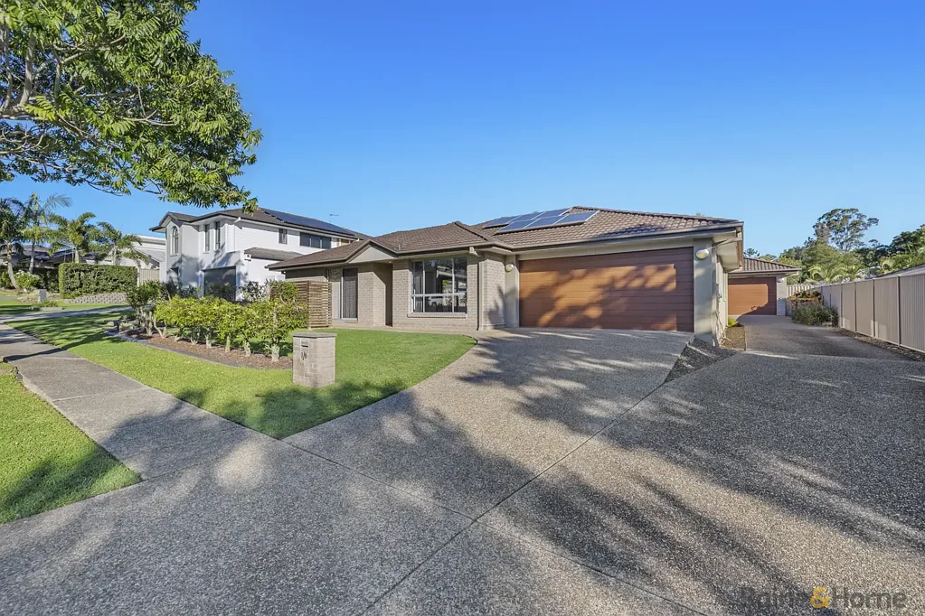 Beautiful Home in Seabreeze Estate