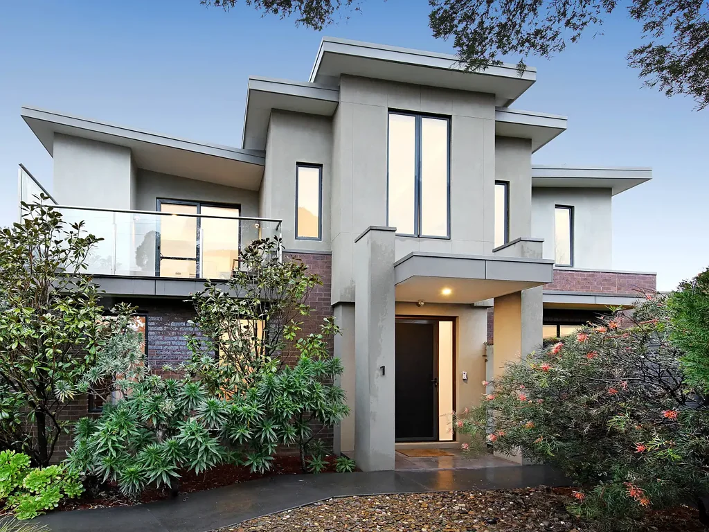 Mont Albert North 3房 时尚、宽敞、极其便利 Stylish, Spacious & Exceptionally Convenient