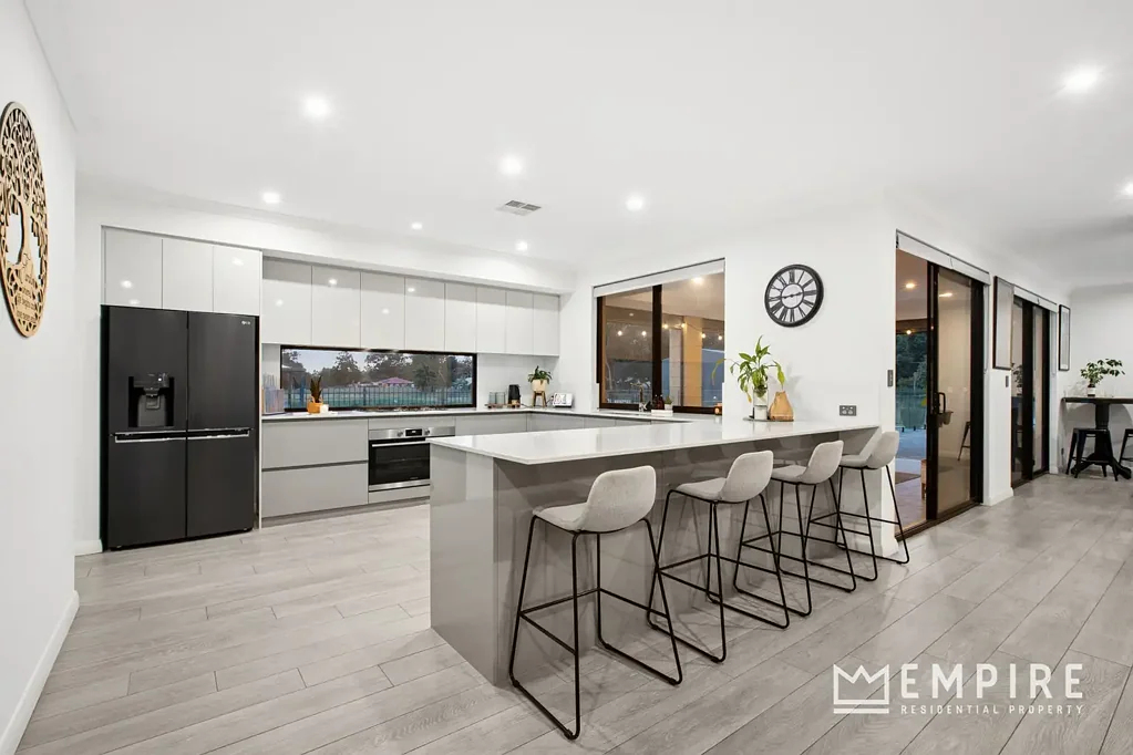 60 Windmill Avenue, Serpentine, WA 6125