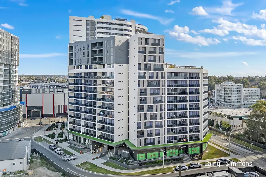 Merrylands 2 Bedroom Contemporary Luxury Apartment – Stroll to All Amenities