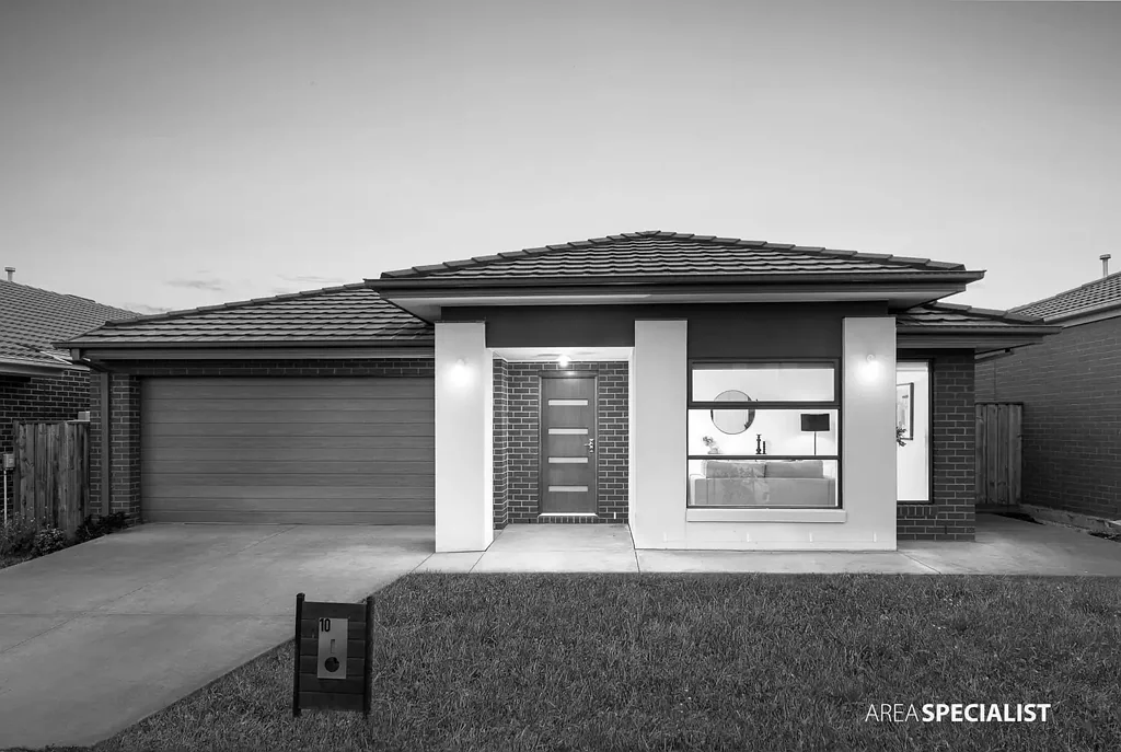 10 Haniper Grove, Werribee, VIC 3030