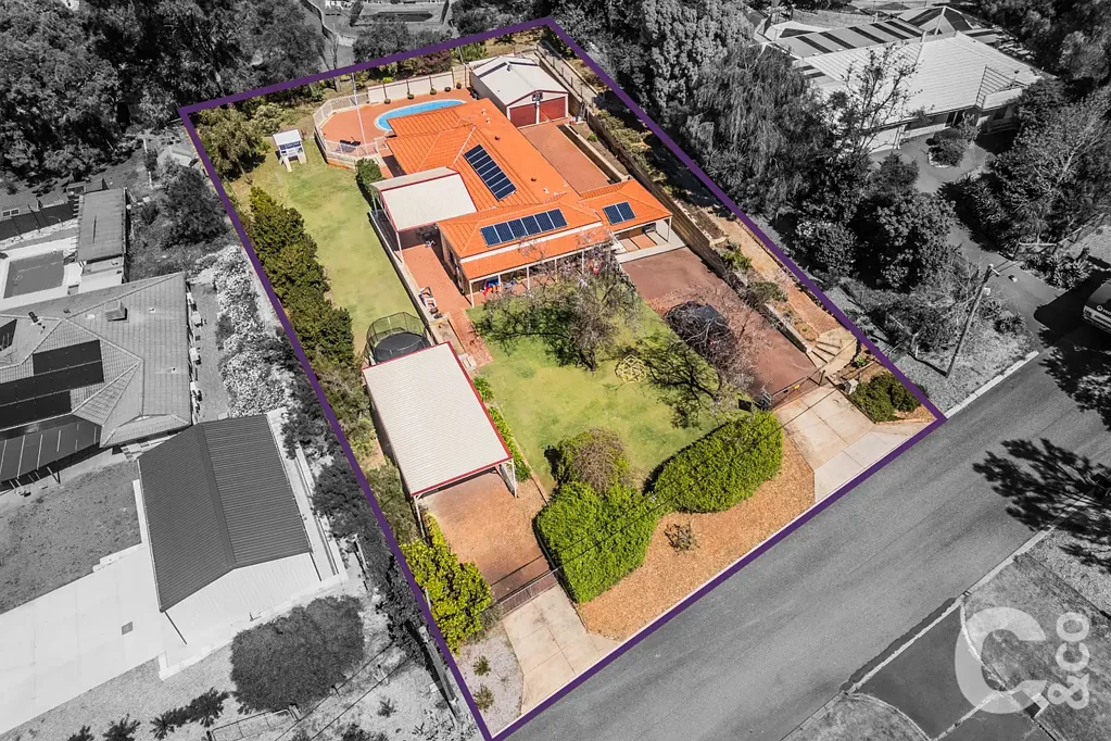 4 Farrier Court, Wellard, WA 6170