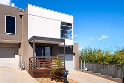 2A Flora Lane, Flora Hill