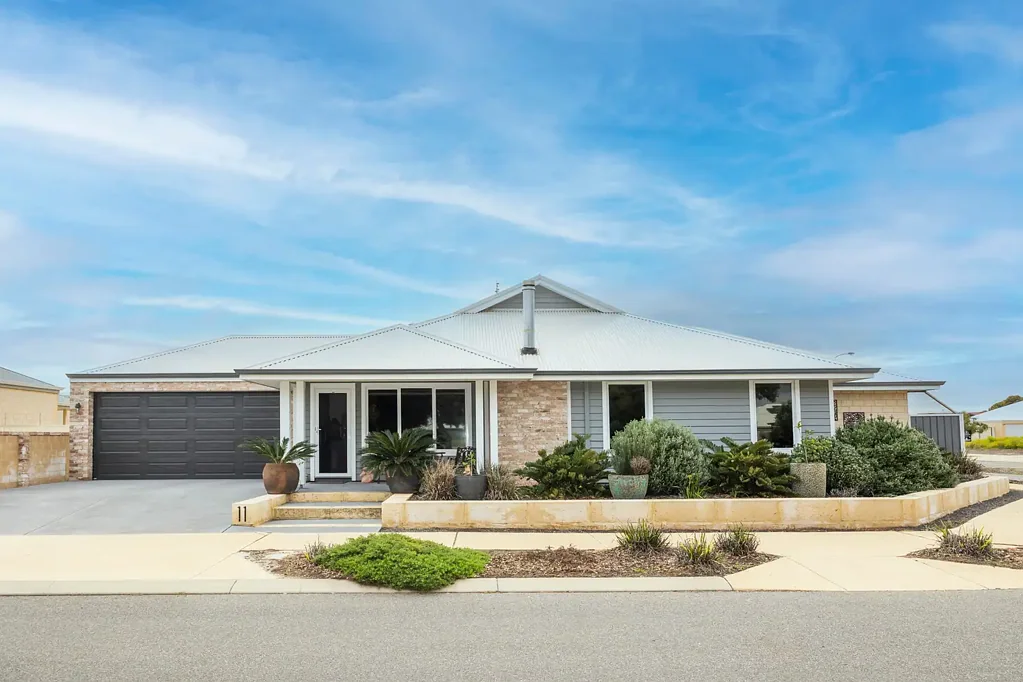 11 Twilight Drive, Jurien Bay, WA 6516