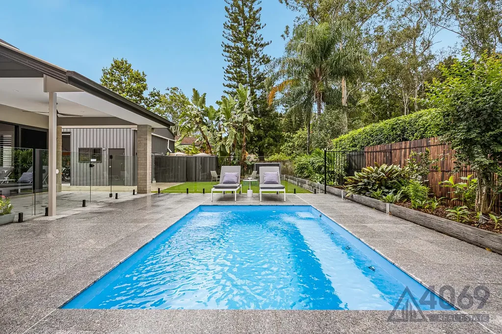 Bellbowrie 4 Bedroom Premier Bellbowrie Home with River Views