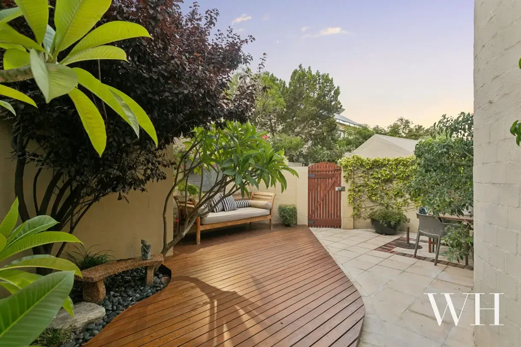 8 McAtee Court, Fremantle, WA 6160