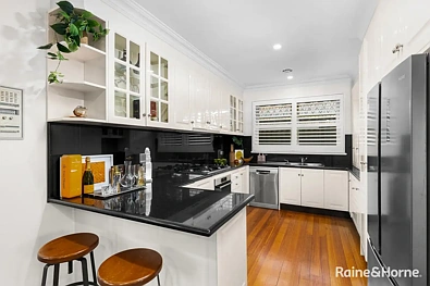 Kitchen - Unit 1/13 HENSHALL ROAD, STRATHMORE