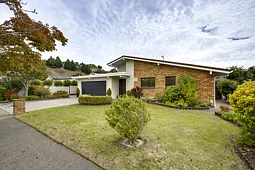 2/30 Ngarimu Crescent, Taradale