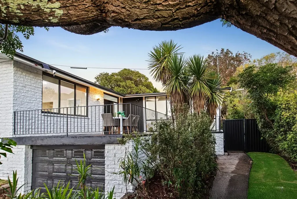 Versatile Family Living with Flexible Spaces
