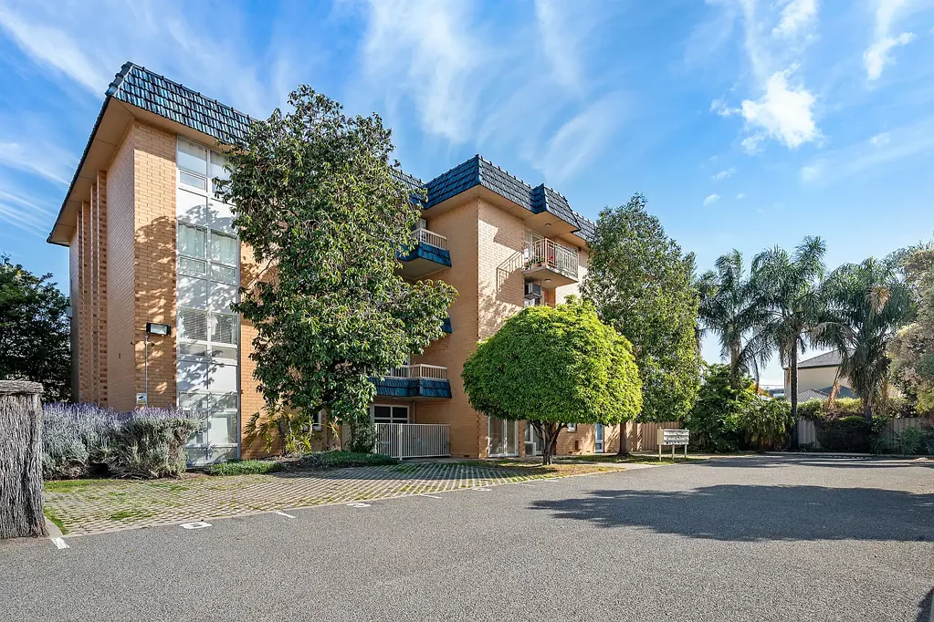 Glenelg 2房  Effortless Lifestyle in the Heart of Glenelg