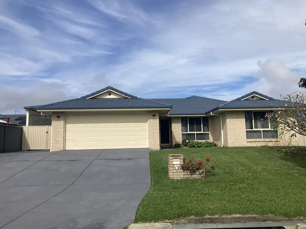 Spacious Family Home in a Quiet, Convenient Location