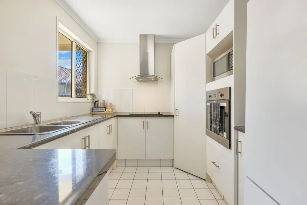 Banora Point 2房  Easy single-level living in the heart of Banora Point