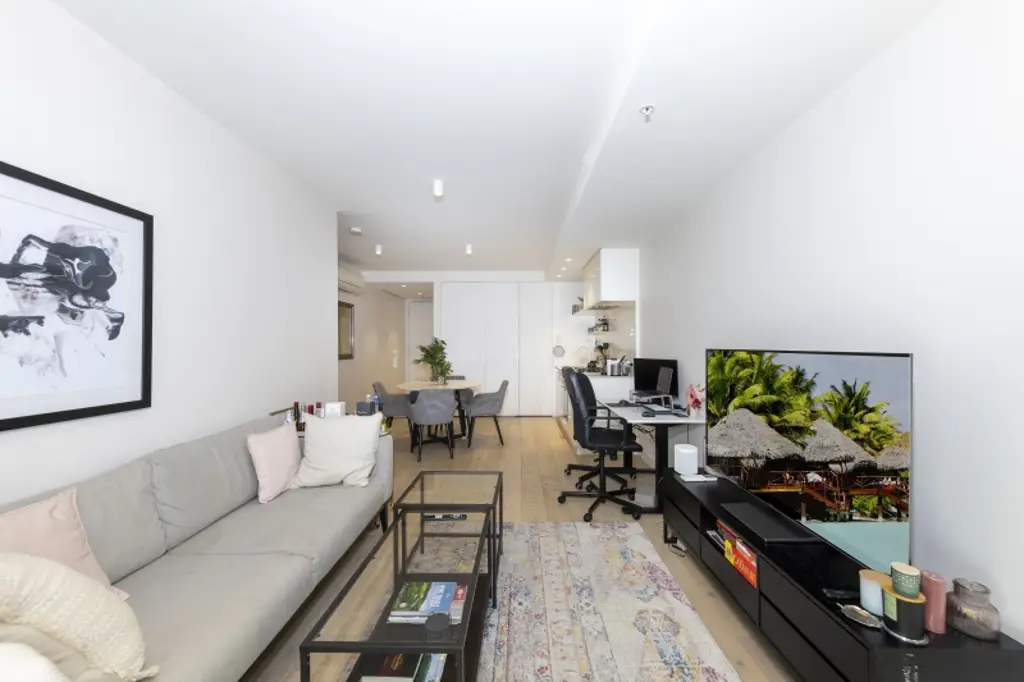 South Yarra 2房 雅致两居 便利核心区 采光充沛 高端设施 城市风光尽收眼底 Urban Oasis: Stylish Apartment in Prime Location