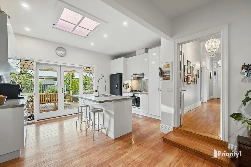 Eaglehawk 3Kwarto CHARMING VICTORIAN RESIDENCE WITH CHARACTER, SPACE & LIFESTYLE APPEAL!