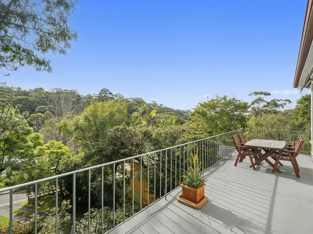 Northbridge 3Phòng ngủ North to Rear Aspect, Stunning Bush Views and Exceptional Future Potential
