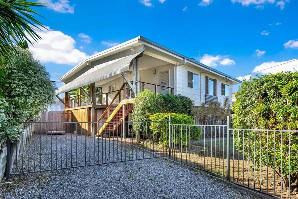 New Auckland 3房  THE BRIEF: Bed 3, Bath 2, Car 2