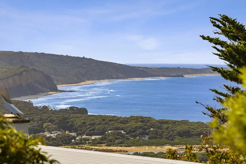 Anglesea 3房  A HIDDEN GEM WITH COASTAL VIEWS