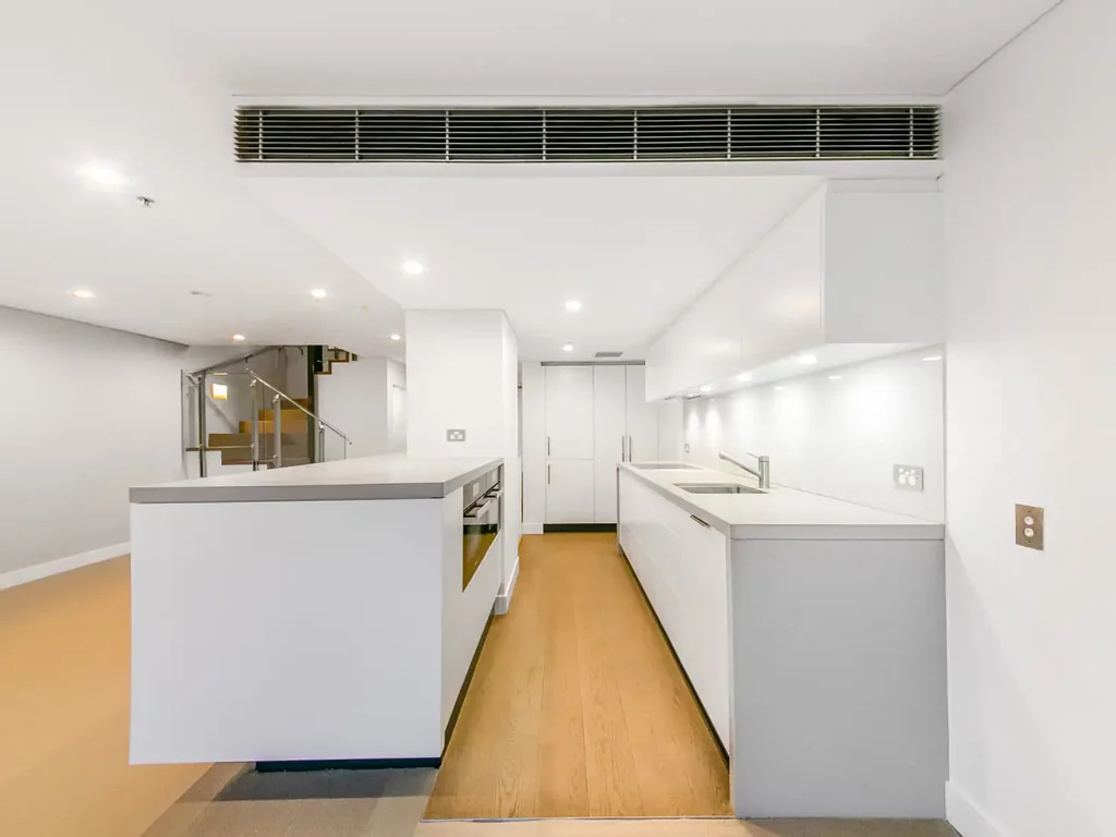 Stunning apartment with Harbour Bridge views...