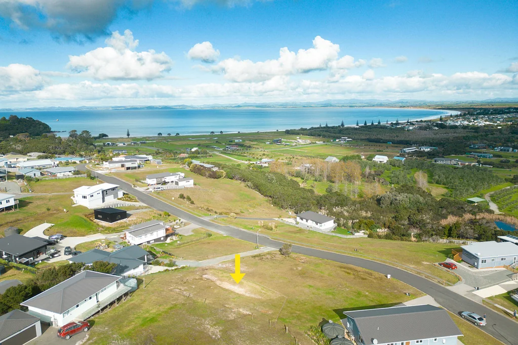Karikari Peninsula Elevated Coastal Outlook on Bay Heights Drive