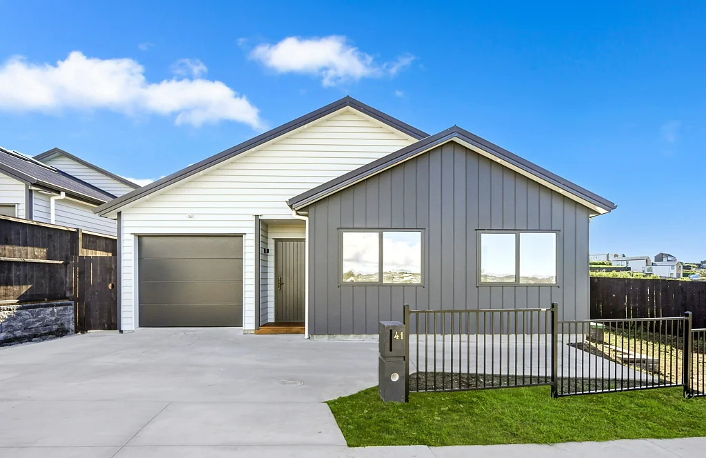 Warkworth 4部屋 Single-Level Showstopper with MB 10-Year Guarantee