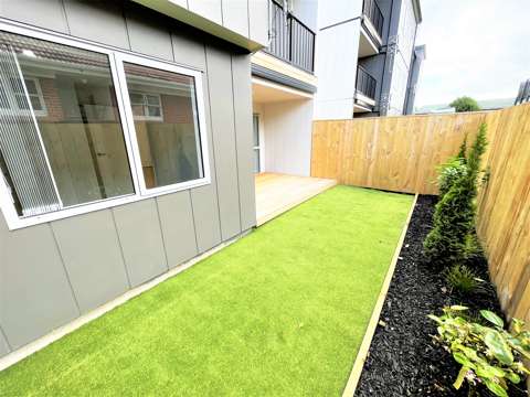 MODERN GROUND LEVEL - SPACIOUS & CENTRAL