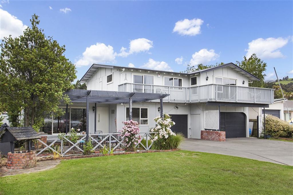 10 Takamatua Beach Road, Takamatua, Christchurch, 5部屋, 2バスルーム