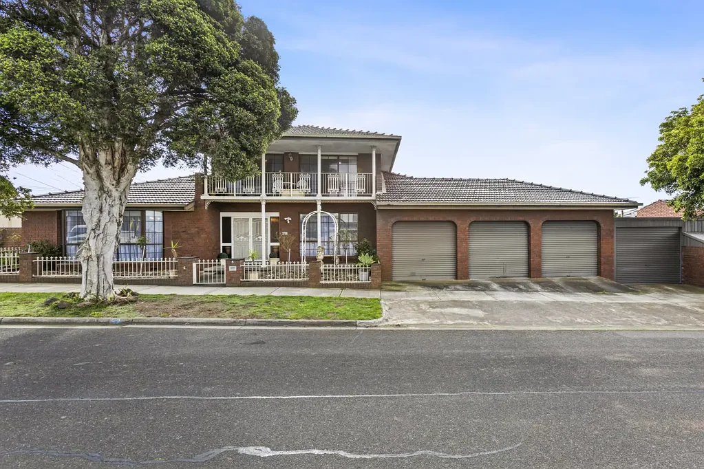 Bell Post Hill 4房  Spacious Family Living with Exceptional Entertaining