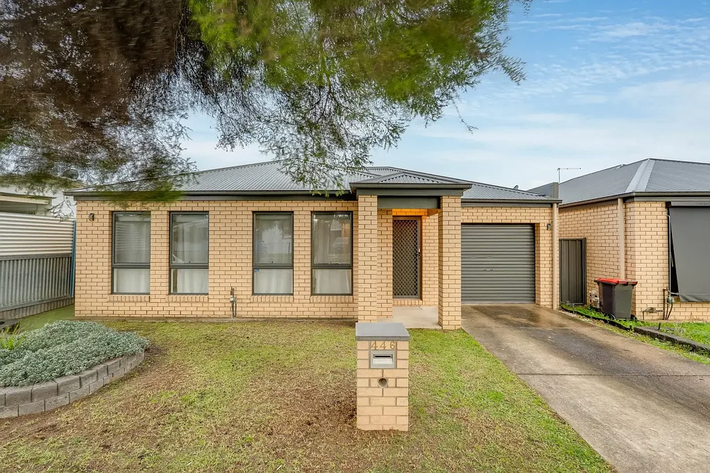 Modern, Low-Maintenance Living in a Convenient Lavington Location