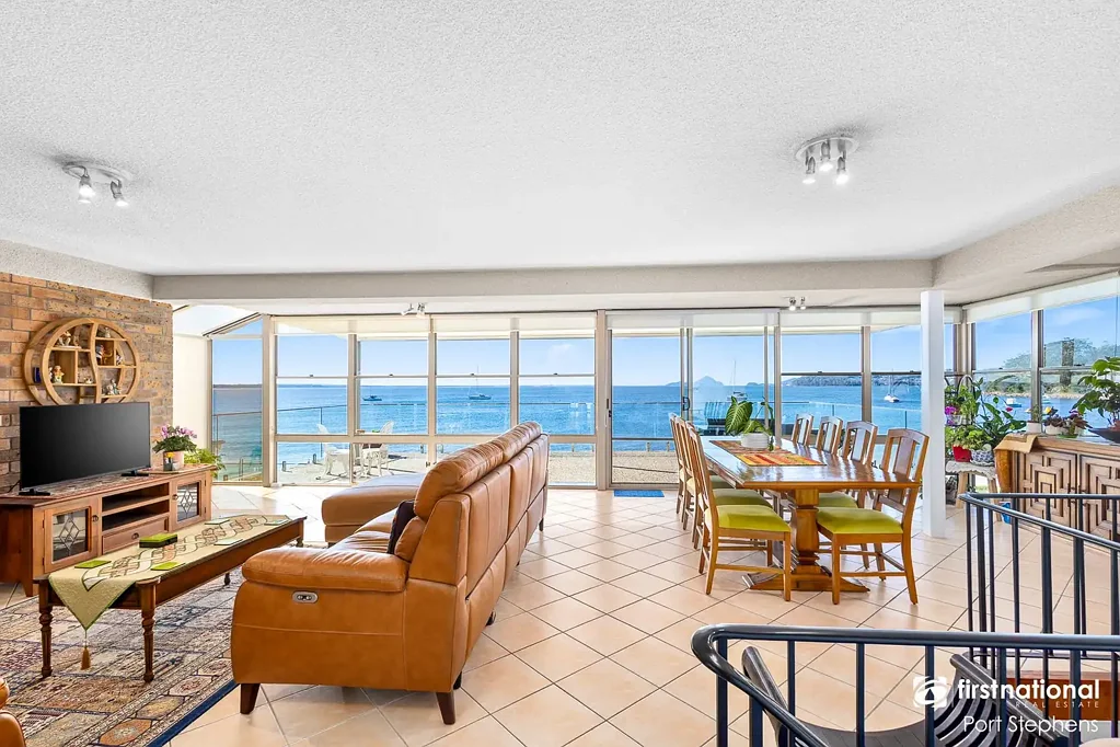 Salamander Bay 4部屋 PRIME WATERFRONT-RESERVE LIVING