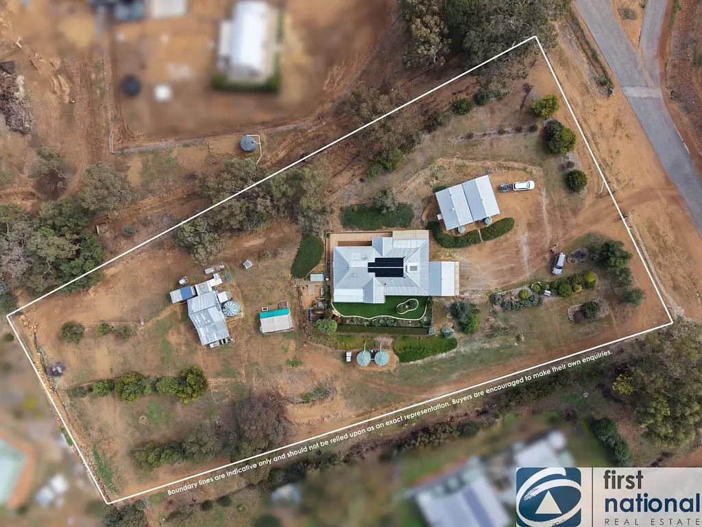 Bakers Hill 4 Slaapkamer Everything you've been looking for..in one place!