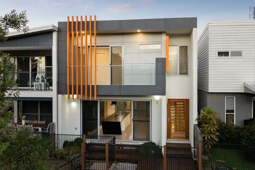 Maroochydore 4房  Sophisticated Family Living with Architectural design