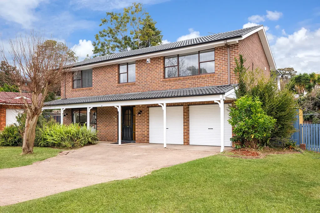 Eastwood 4 Bedroom Peaceful Setting, Exceptional Family Living
