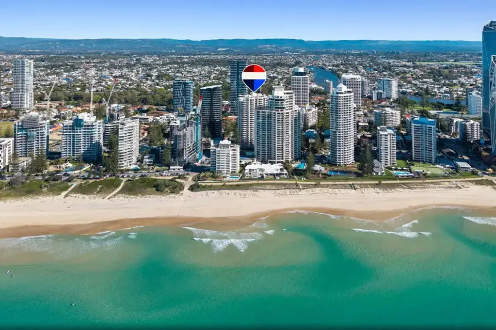 Surfers Paradise 3Phòng ngủ SPRAWLING 166MÂ² BEACHSIDE RESIDENCE - PANORAMIC OCEAN, SKYLINE & HINTERLAND VIEWS