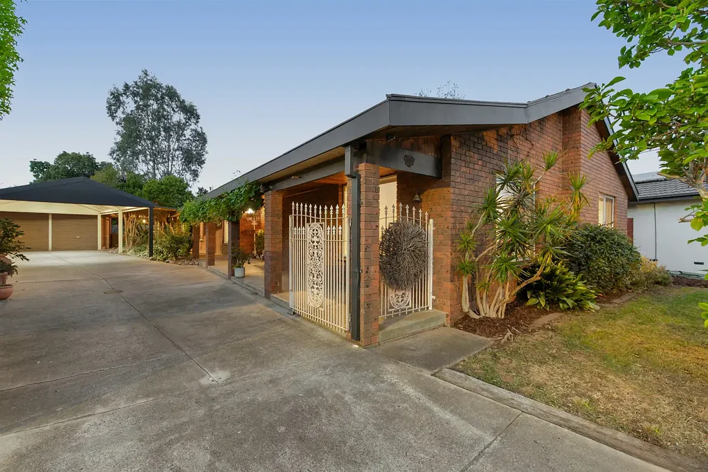 Werribee 4침실 A Family Sanctuary in One of Werribee's Most Prestigious Streets