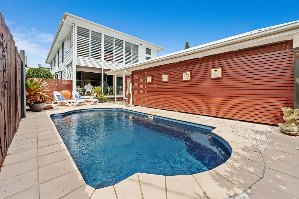 38 Parr Street, Biggera Waters, QLD 4216