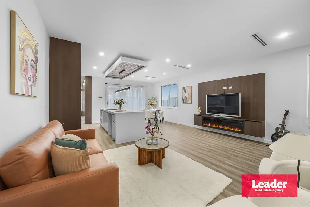 Mernda 3ਬੈੱਡਰੂਮ A Brand New Luxury Family Home With 3 Ensuites - A Rare Opportunity!