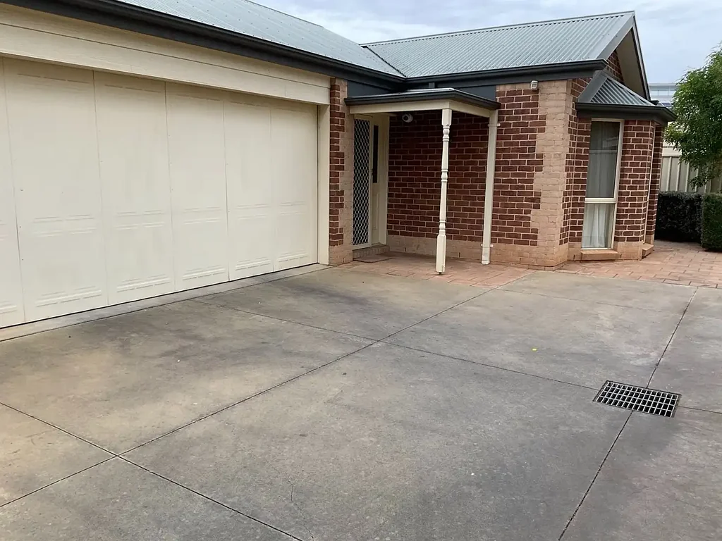 Low-Maintenance Living Close to the CBD