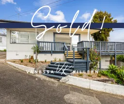 52 Bay Street, Red Beach