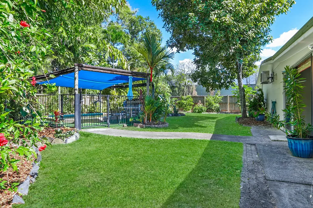 RENT IN PARADISE | Clifton Beach