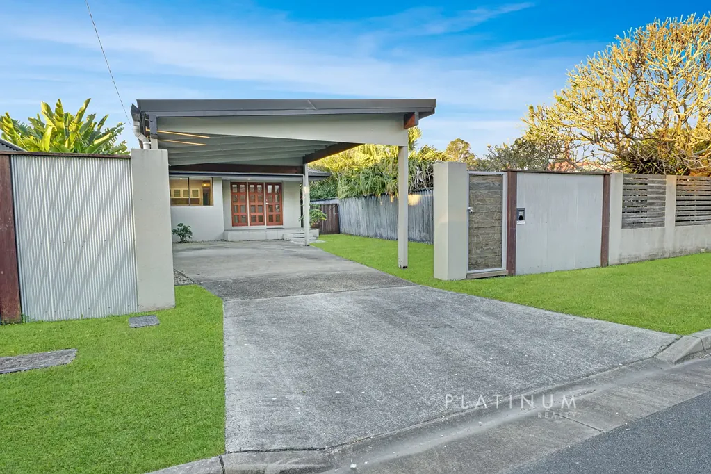26 Boundary Street, Currumbin Waters, QLD 4223