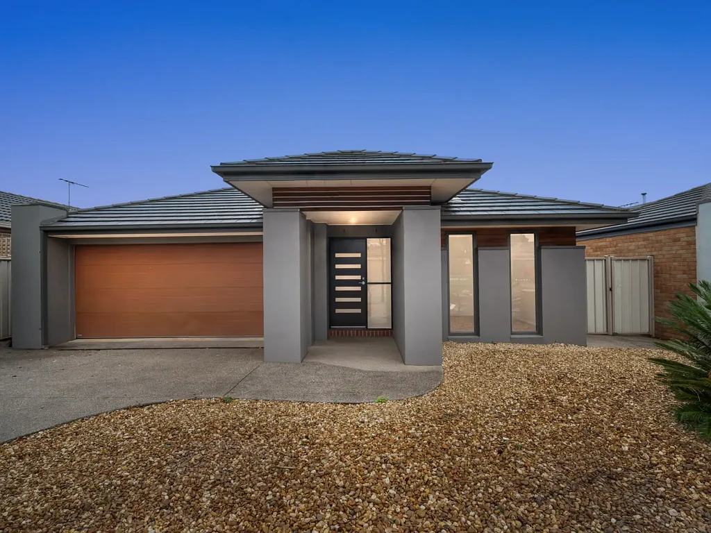 12 Mallow Street, Brookfield, VIC 3338