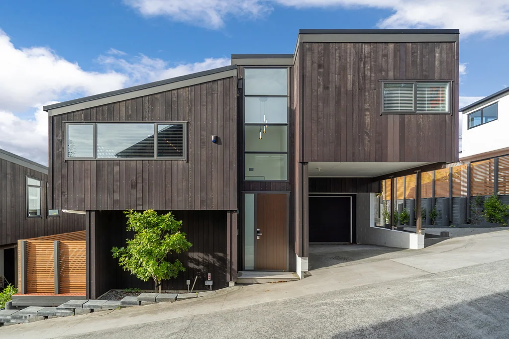 3 Tapatai Place, Castor Bay, North Shore City, Auckland