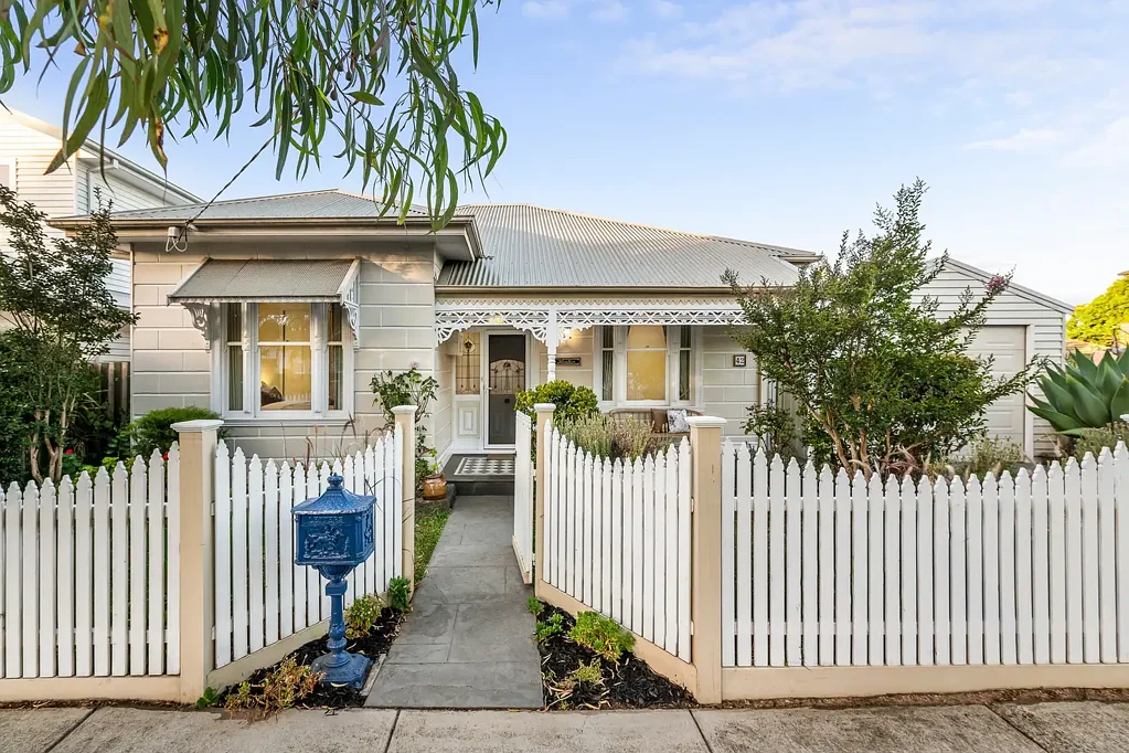42 Suffolk Street, Maidstone, VIC 3012