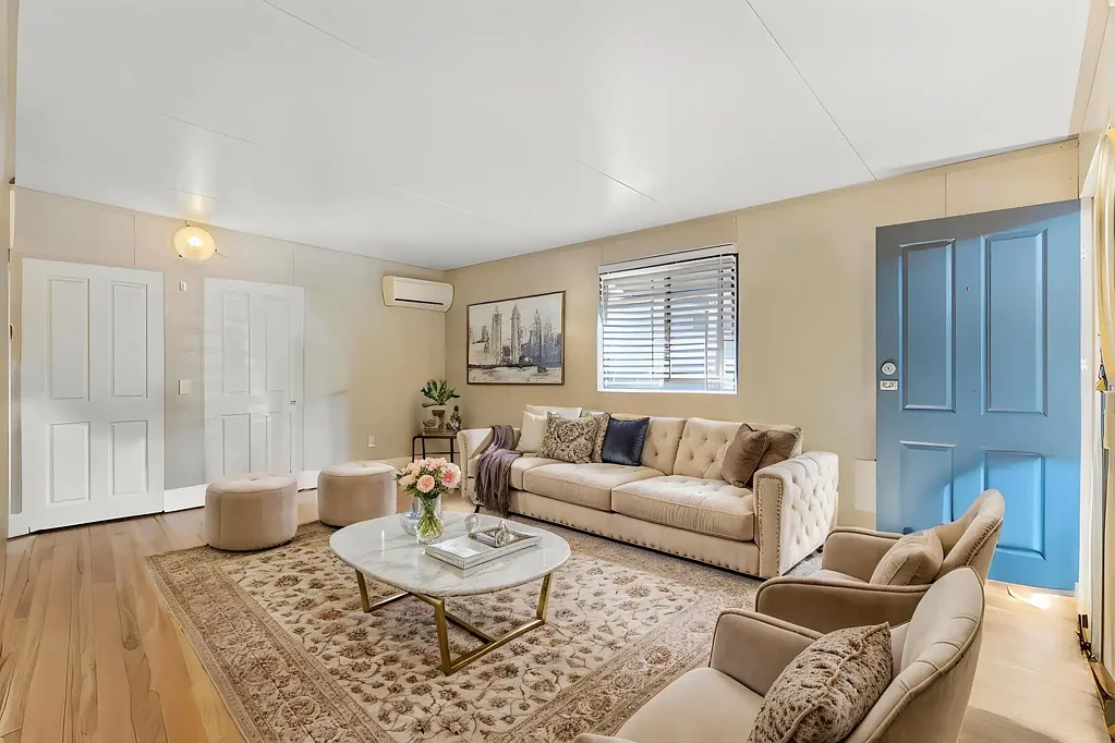Park Ridge 2कमरा Thinking of Downsizing? Look No Further!