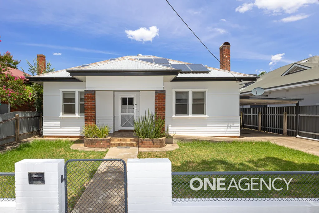 6 RHODA AVENUE, Wagga Wagga, NSW 2650