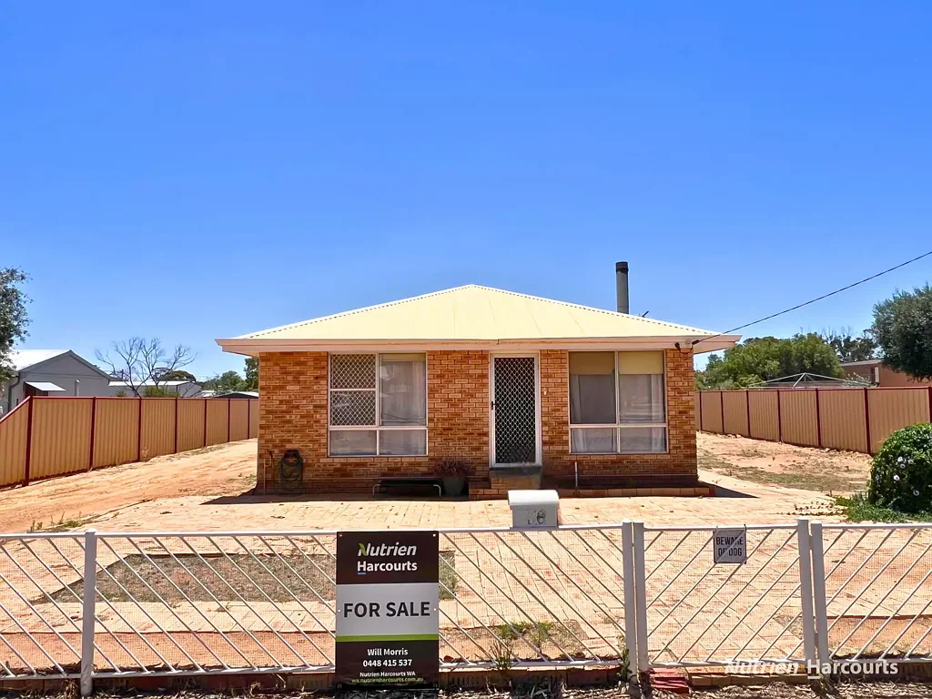 36 Duff Street, Merredin, WA 6415